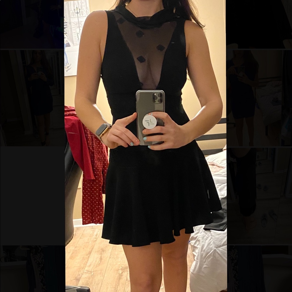 BNWOT Cinq sept sexy black night out dress